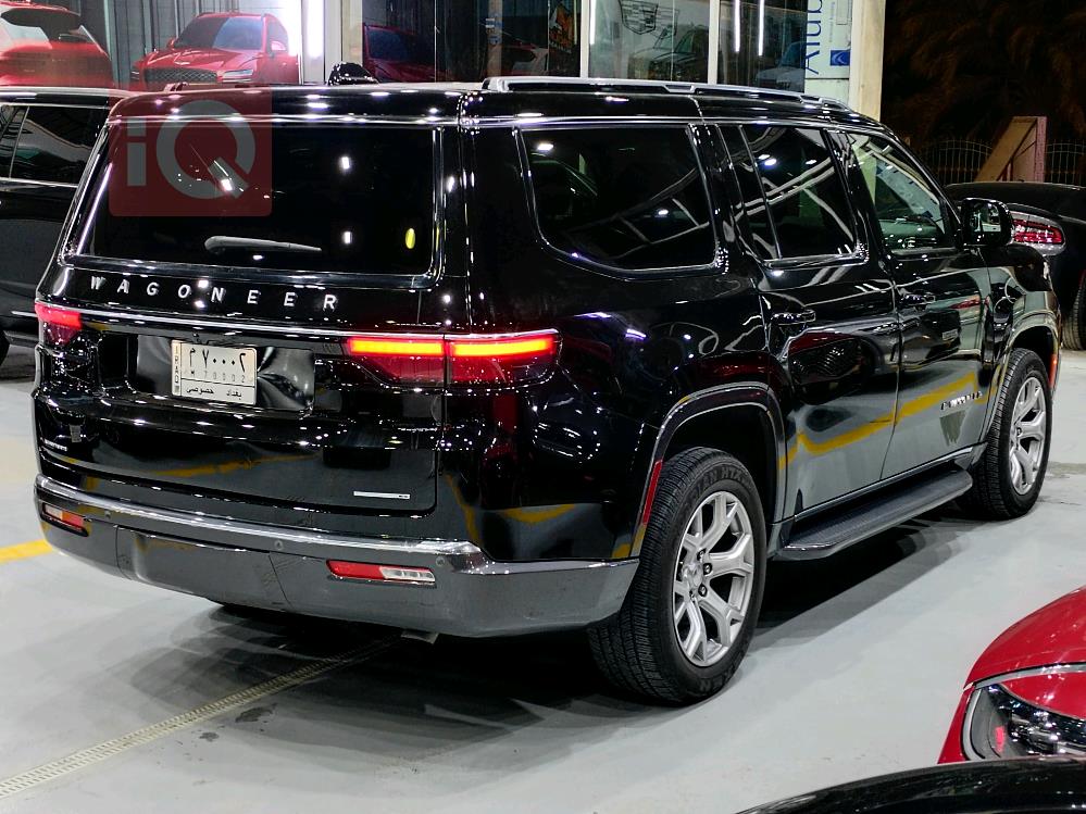 Jeep Grand Wagoneer